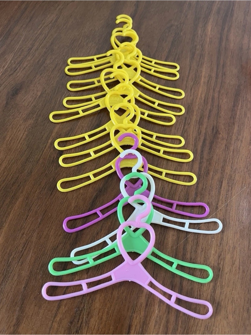 Vintage 1983 Doll Heart-Top Plastic Hangers